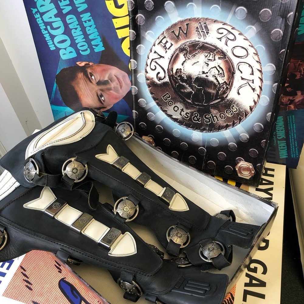 BN NEW ROCK BIKER KNEE/SHIN GUARDS!